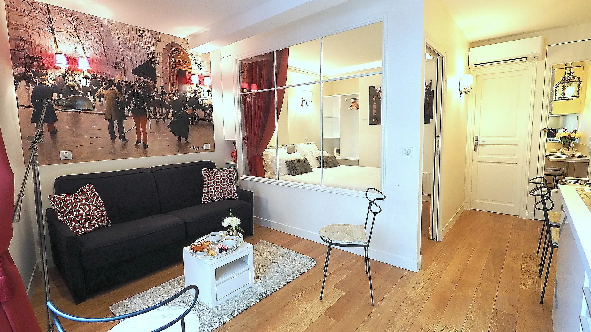 Louvre Opera Design Chicsuites Apartment
