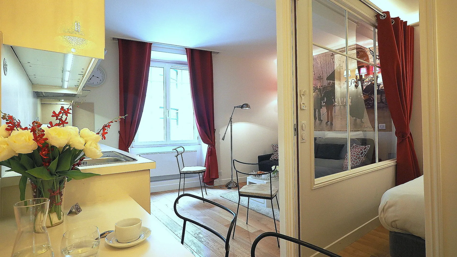Louvre Opera Design Chicsuites Apartment